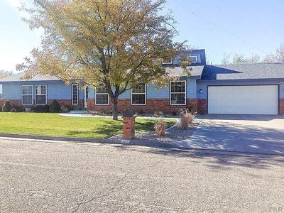 812 Willow Valley Dr, Lamar, CO, 81052