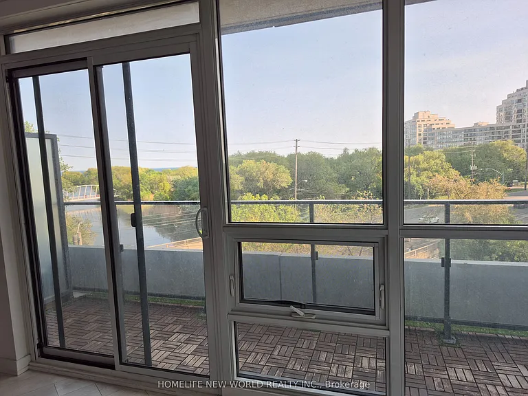 2212 Lake Shore Blvd W #516 — Photo 4