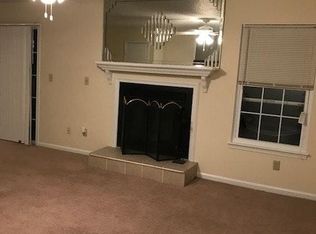 657 Ridge Cir, Chesapeake, VA 23320