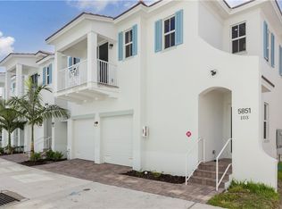5851 Shell Cove Drive Cpe #101, North Fort Myers, FL 33903