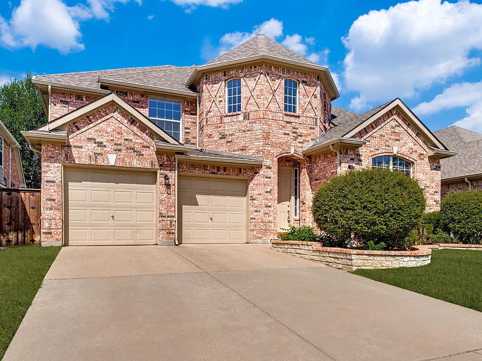 3621 Nandina Dr