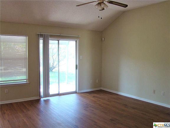 3rd image of 1403 Fairbanks St