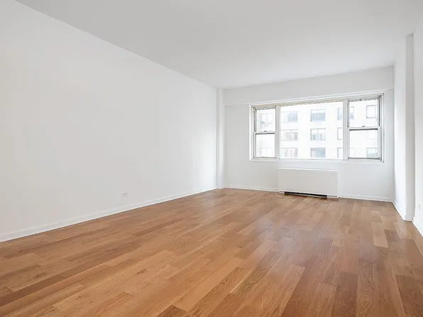 60 E 8th St APT 10P, New York, NY 10003