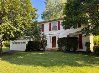 13985 Cabells Mill Dr, Centreville, VA 20120