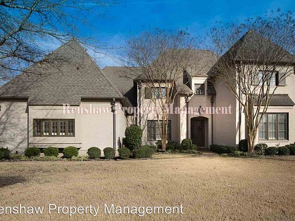 2nd image of 1704 Dogwood Creek Dr