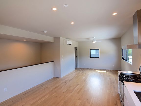 5th image of 1517 36th St