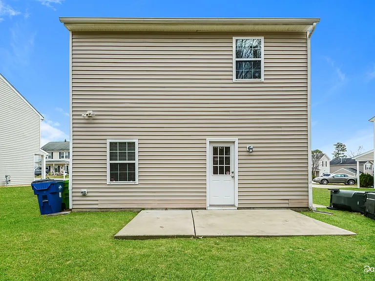 2870 Filbert St — Photo 14