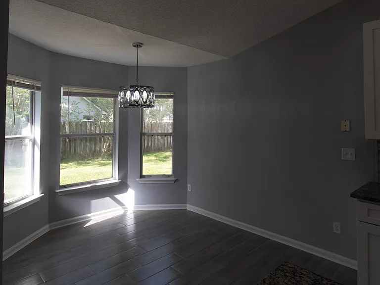 236 Clover Ct — Photo 14