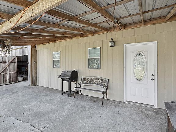 4th image of 20224 Riverside Rd