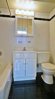 Rented by Bold New York | media 12