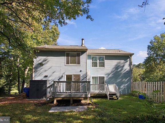 3rd image of 4849 Magpie Ln