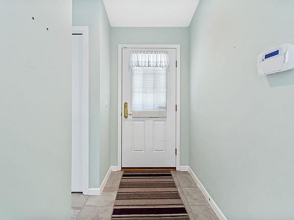 4th image of 1537 Beechwood Ct