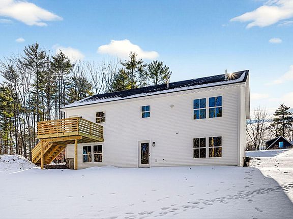 4th image of 75 Fairview Drive