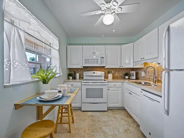 10280 Imperial Point Dr W #21 — Photo 5