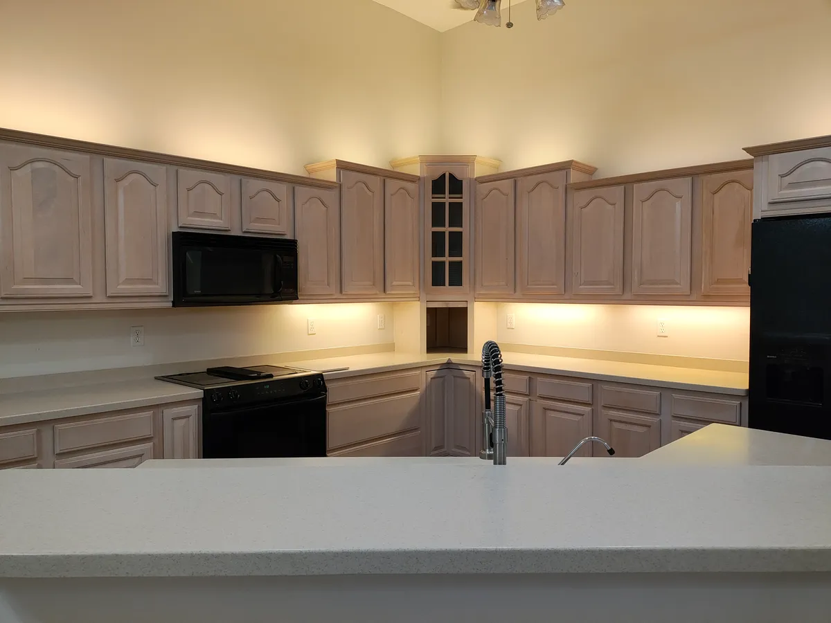 Built-in Kitchen accent lighting - 2456 SE 73rd St