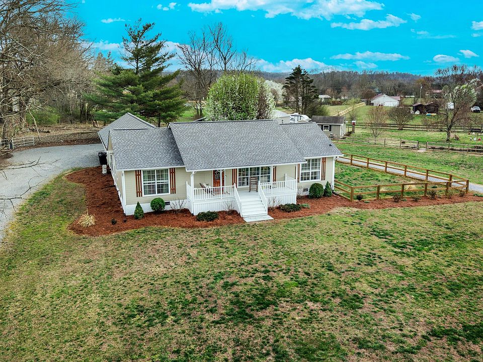 1st image of 340 N Mouse Creek Rd NW