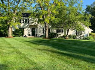 73 Fieldstone Dr, Basking Ridge, NJ 07920