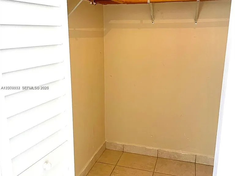 20044 SW 87th Pl #- — Photo 9