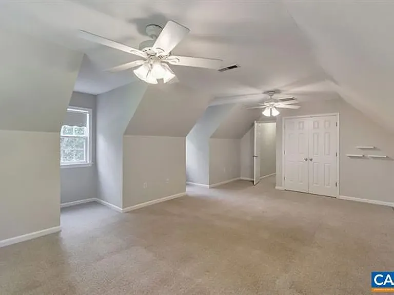 991 Carodon Dr — Photo 16