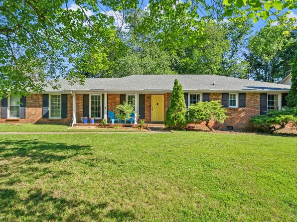 1534 Armistead Dr, Clarksville, TN 37042