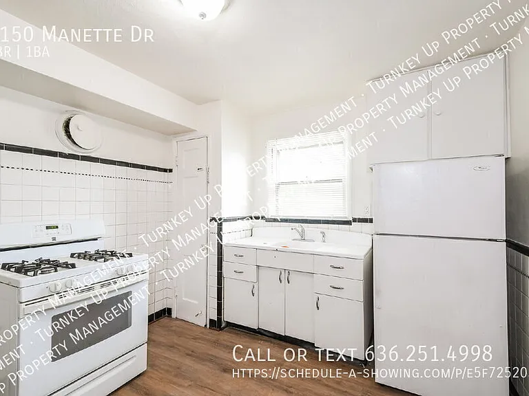 7150 Manette Dr — Photo 3