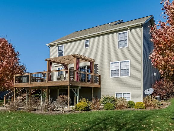 4th image of 15382 Sundew St