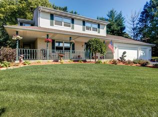 7987 Windspoint Rd, Roscoe, IL 61073