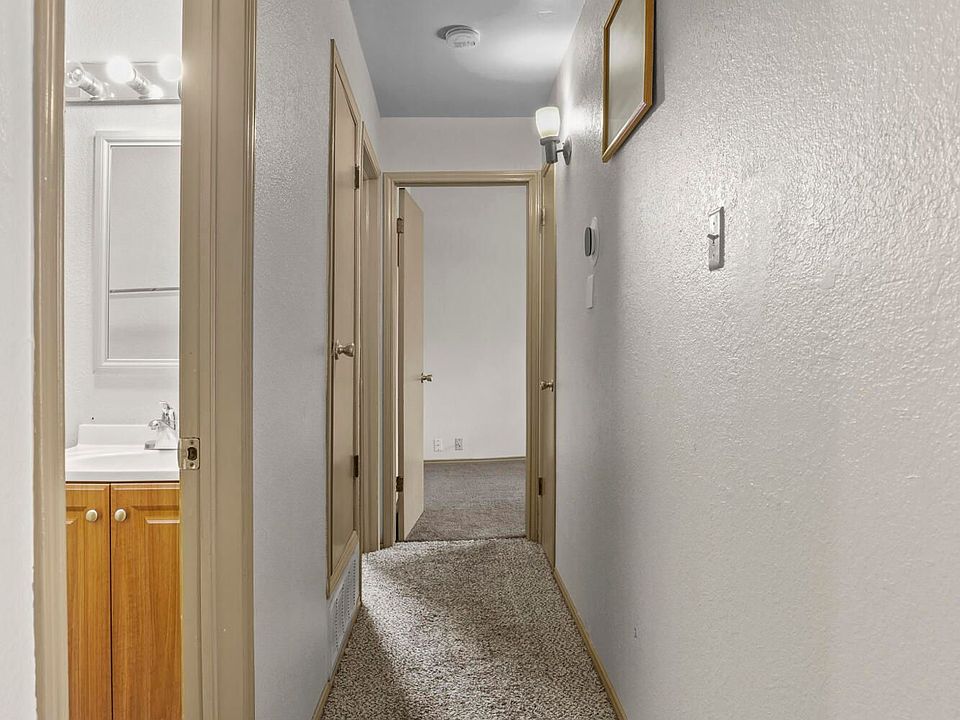 1st image of 4617 Round Rock Dr