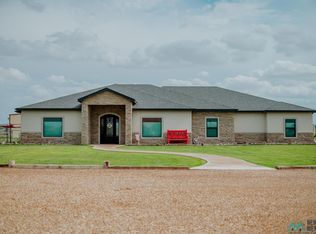 405 Walker Farm Rd, Carlsbad, NM 88220