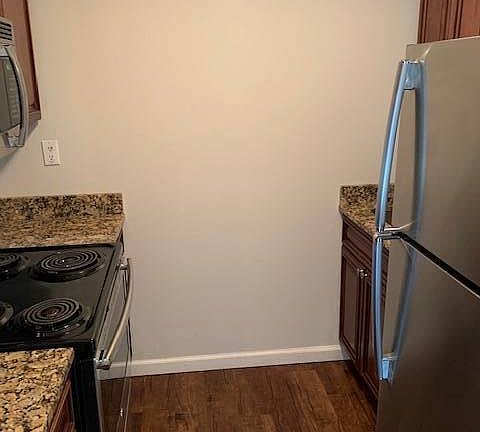 4th image of 79 Fisher Ave #10A