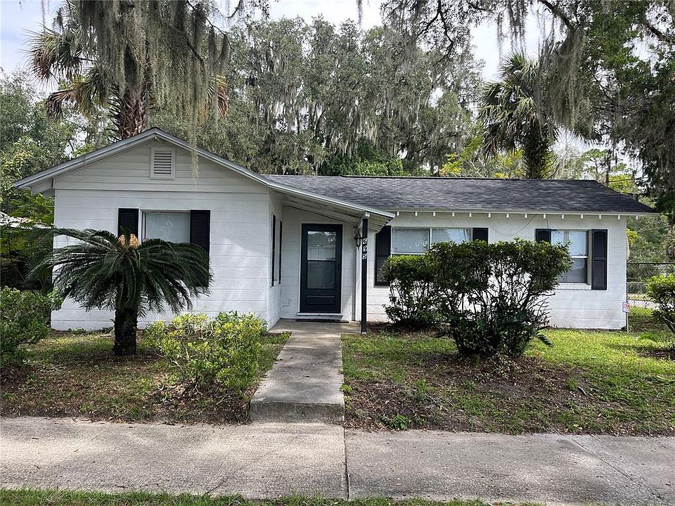 1st image of 695 SE 15th St