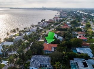 653 Coral Dr, Cape Coral, FL 33904