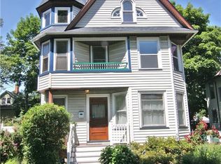 8 Fairview Hts, Rochester, NY 14613