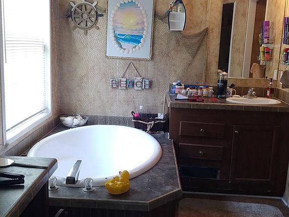 3rd image of 2641 Sandlewood Ln