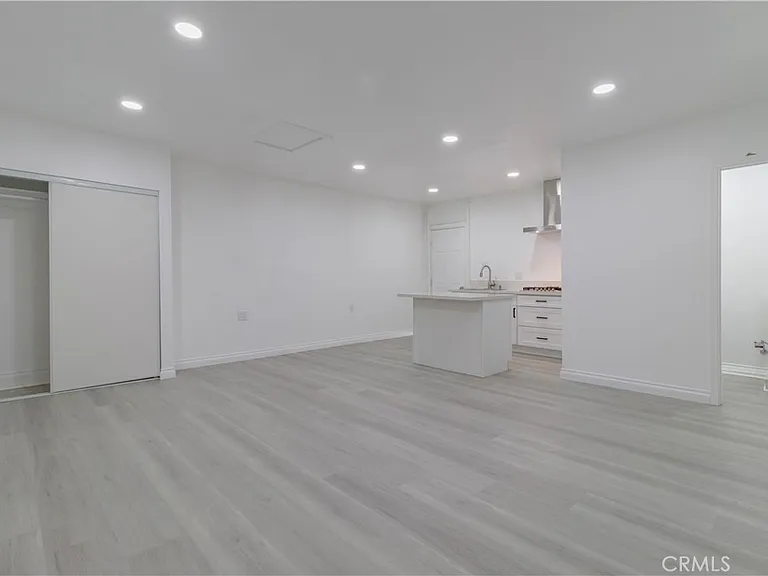 10249 Jurupa Rd — Photo 3