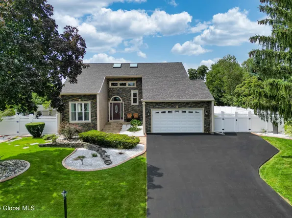 21 Cord Drive, Latham, NY 12110