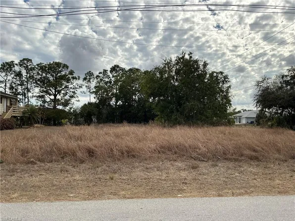 4917 2nd ST W, LEHIGH ACRES, FL 33971