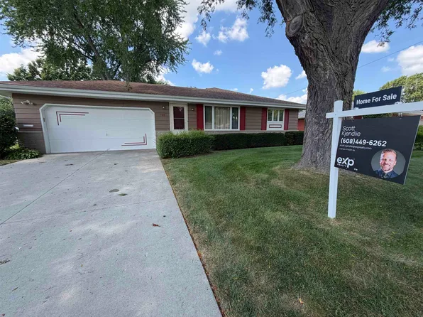 1125 N Pontiac Dr, Janesville, WI 53545