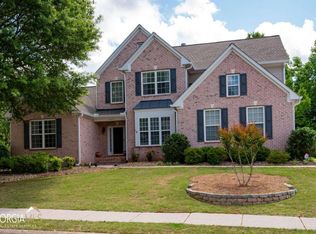 1021 Forest Creek Dr, Canton, GA