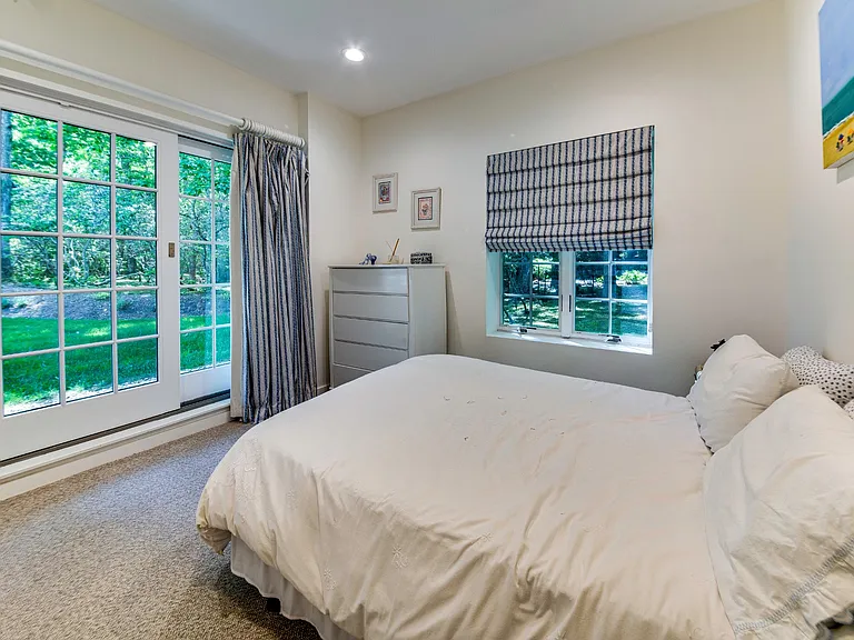 173 Northside Dr — Photo 34