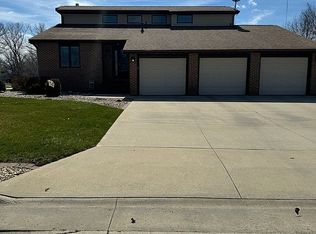 161 Parkwood Cir, Fort Dodge, IA 50501
