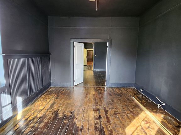 4th image of 1409 Frenchmen St
