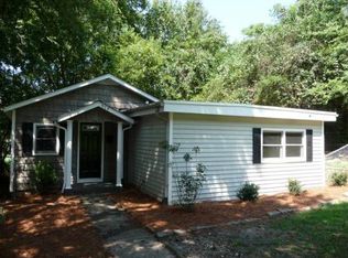 514 3rd St SE, Hickory, NC 28602