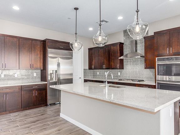 4th image of 63 E Dixileta Dr