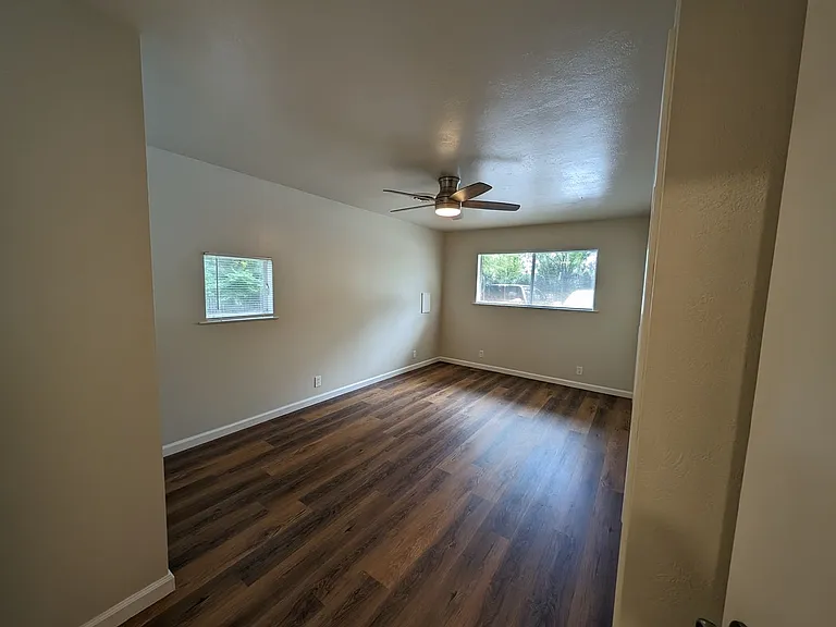 2900 Balls Ferry Rd — Photo 12