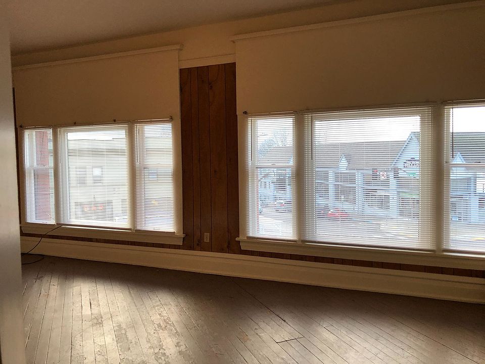 1st image of 1304 Bay St #4