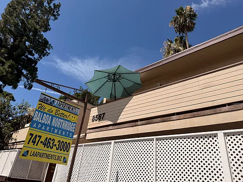 8512 Balboa Blvd #11 Photo 1