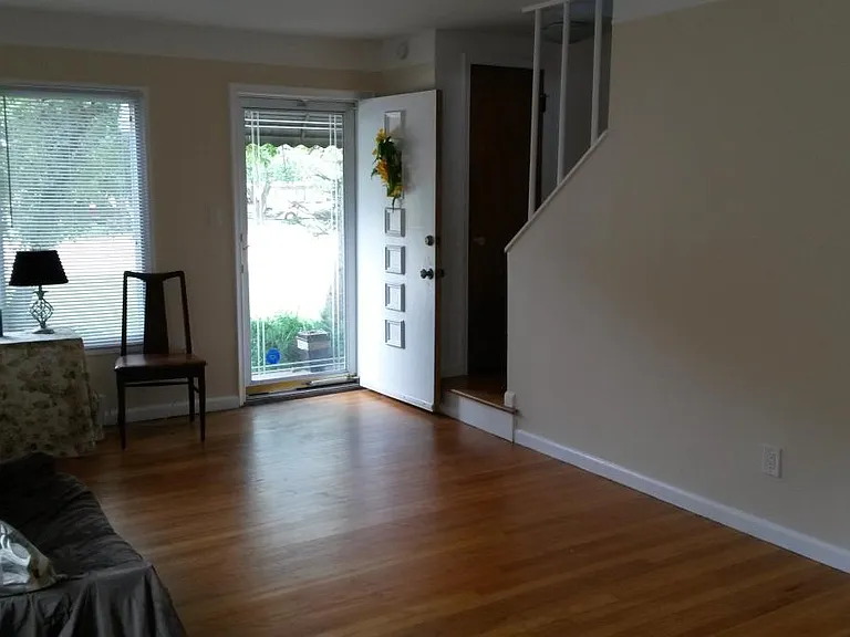 21865 Coolidge Hwy — Photo 3