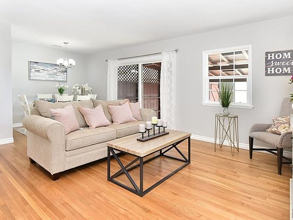 3rd image of 5218 Iroquois Ave