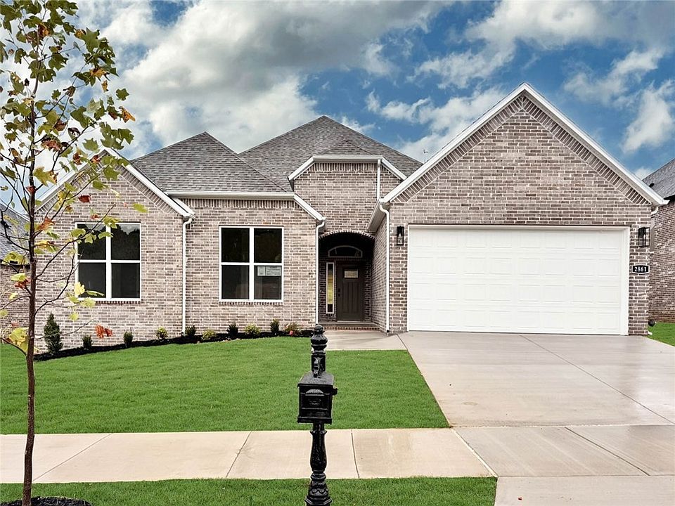 1st image of 2861 N Chapel Dr